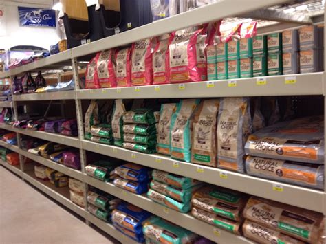 pet store near me|pet food deliveries near me.